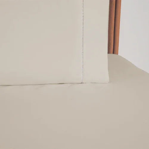 Jogo de Lençol Simples 2 Pçs com Elástico | 300 Fios | Solteiro | Cáqui - Linhas & Lares