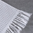 Manta para Cama/Sofá/Poltrona Grid Jacquard | Cinza - Linhas & Lares