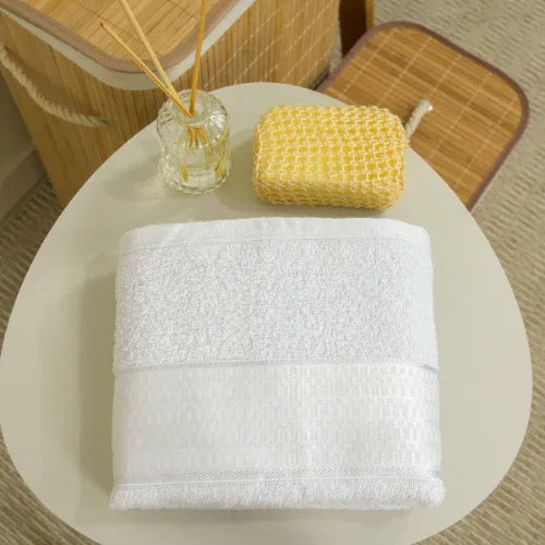 Toalha de Banho Daily - Branco - Linhas & Lares