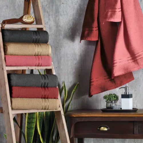 Toalha de Banho Línea Preta - Linhas & Lares